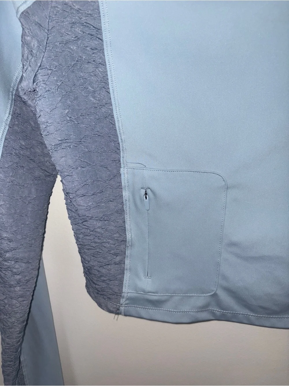 NWOT Nike Trail Dri-Fit cropped running top women's S